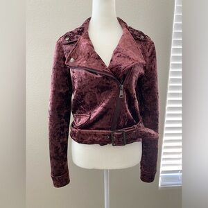 NWOT M Forever 21 maroon crushed velvet biker jacket
